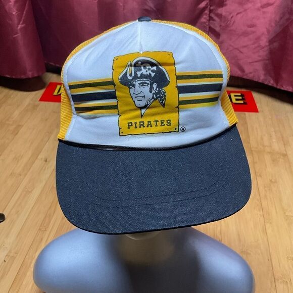VTG 80s Pittsburgh pirates 🏴‍☠️ SnapBack hat - Picture 2 of 8